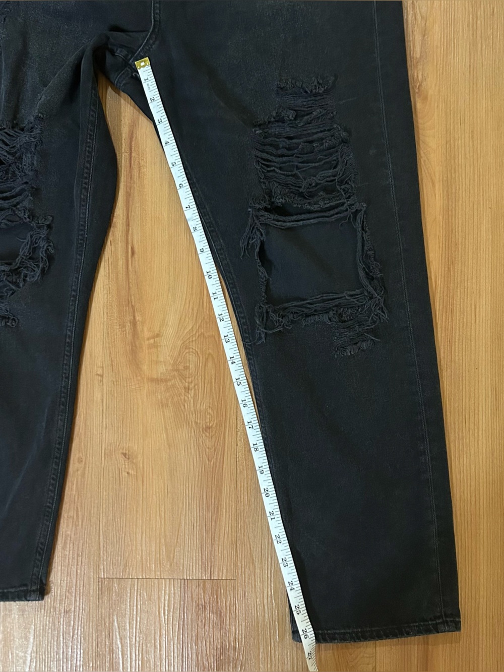 American Eagle Distressed Black Ripped Mom Jeans - Picture 4 of 9